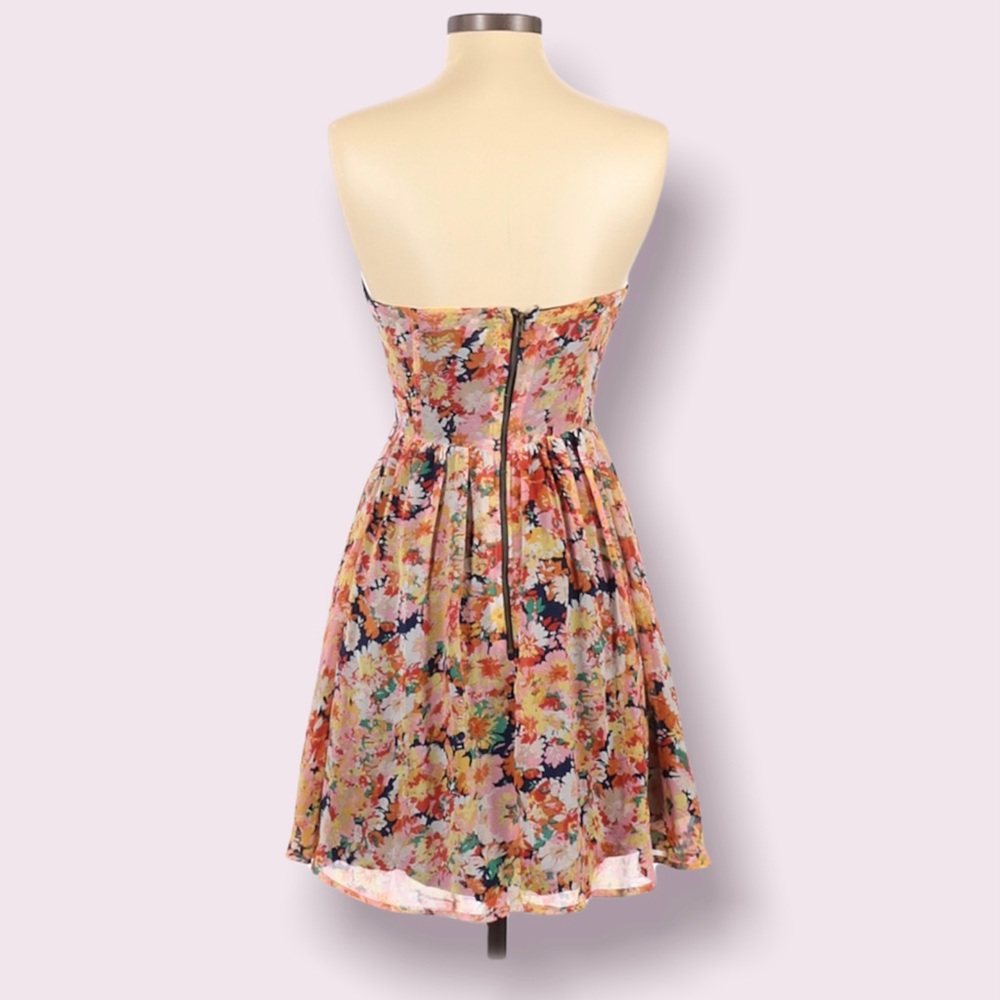 Urban Outfitters Lucca Couture floral strapless chiffon dress - Picture 5 of 8
